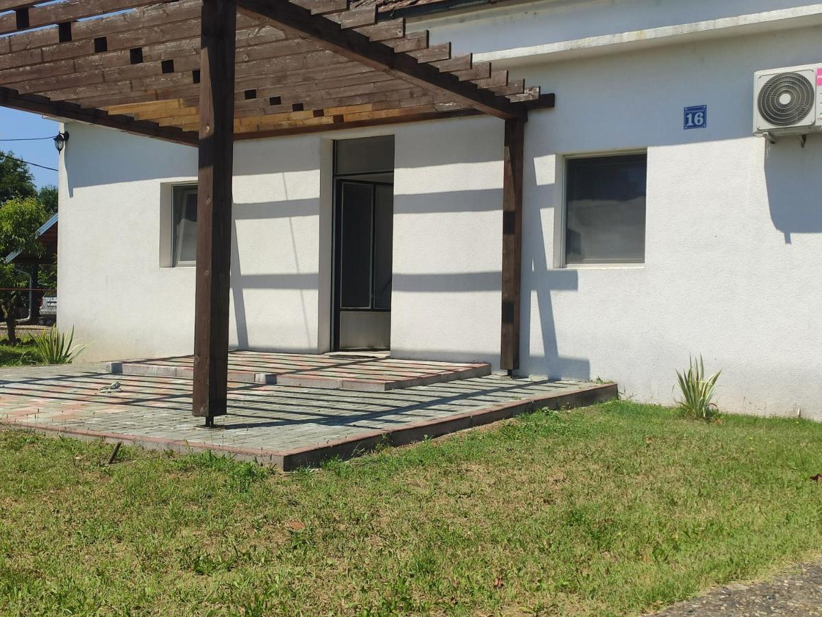 Apartmani Nova Topola المظهر الخارجي الصورة